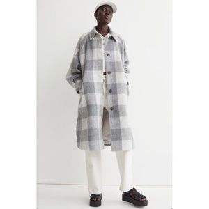 H&M NWT oversized long gray plaid shirt jacket Shacket M blogger style favorite